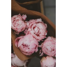 Авторский букет Цветы в коробке премиум